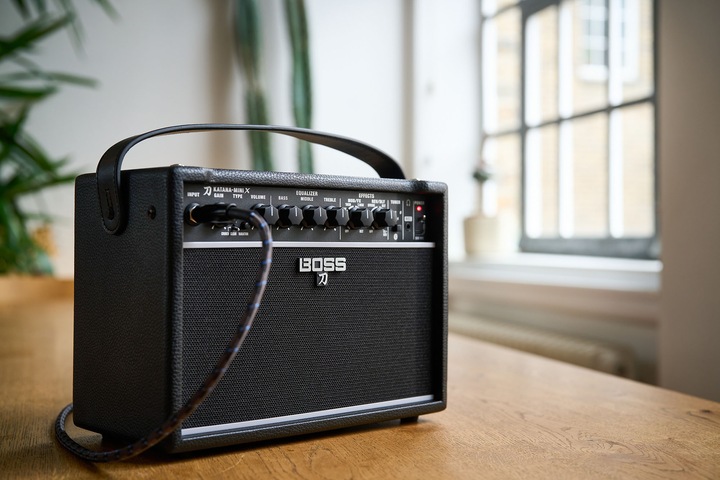Image du produit BOSS Ktn-Mini X (Guitare, 10 W)