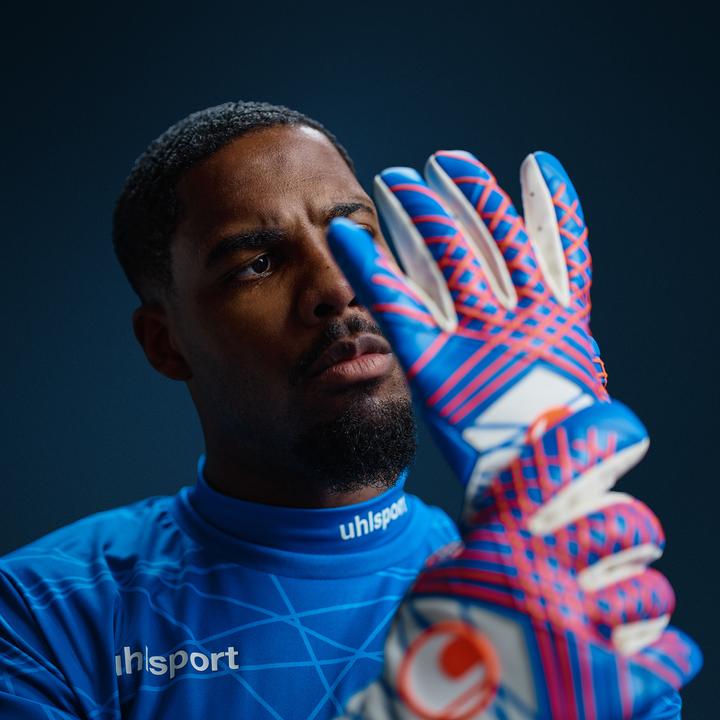 Actual product image Uhlsport goalkeeper gloves prediction ultragrip hn maignan (8)