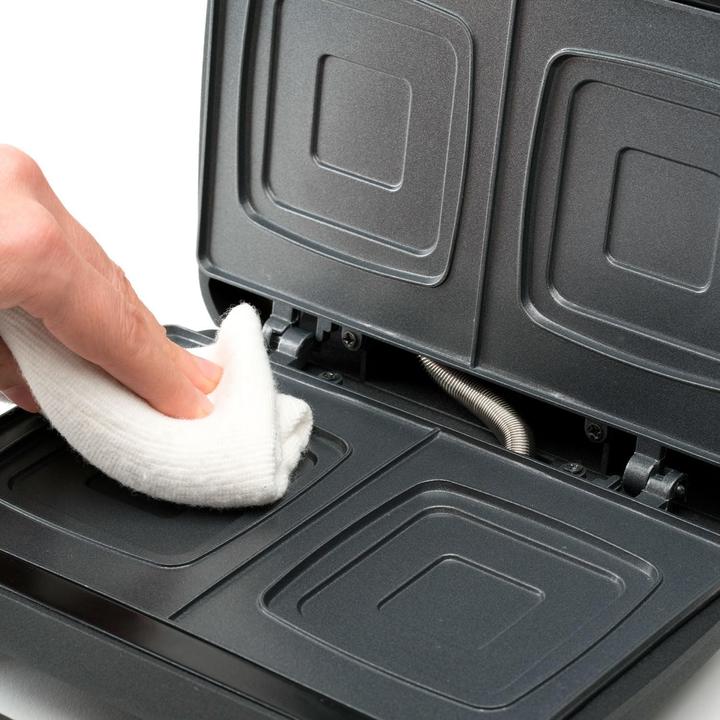 Image du produit Black & Decker Black+Decker BXSA753E Grille-pain à sandwichs