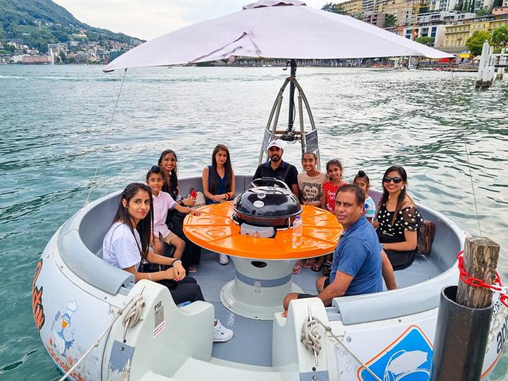 Immagine prodotto Smartbox Indimenticabile esperienza di party boat a Lugano per 2 persone (2 Persone)