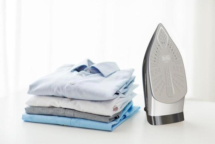 Actual product image Black & Decker Black+Decker steam generator BXSS2401E (2400W) (2400 W, 200 g/min)