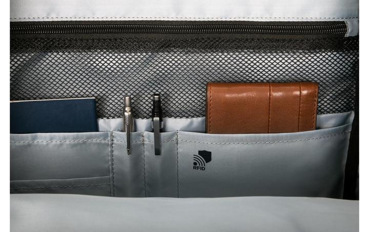 Actual product image Targus Sagano Travel (22 l)