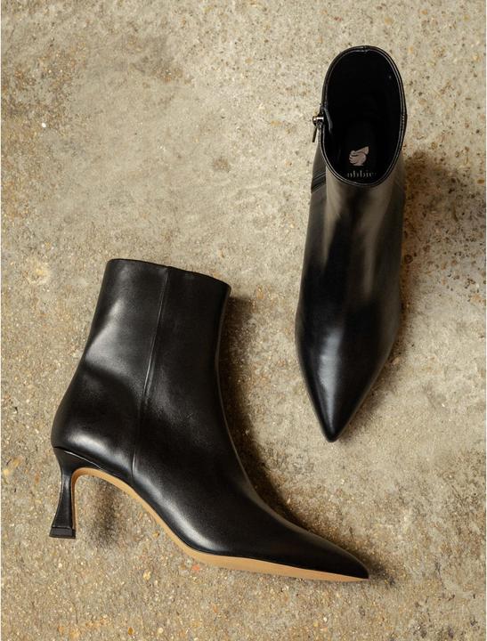 Actual product image Bobbies Audrey (40)