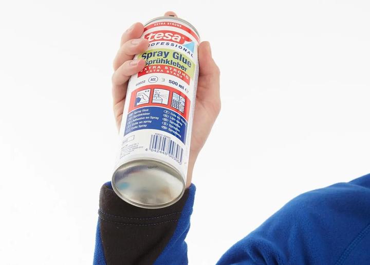 Image du produit tesa Colle en bombe EXTRA STRONG, colle forte à vaporiser, boîte de 500 ml (469 g, 500 ml)
