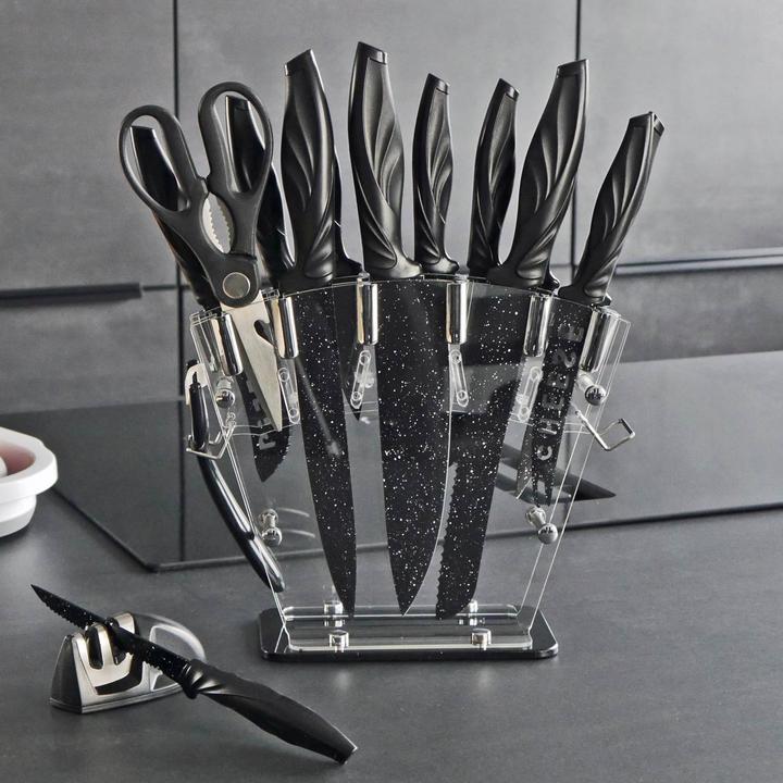 Actual product image Intirilife 17-piece set kitchen knives with knife block