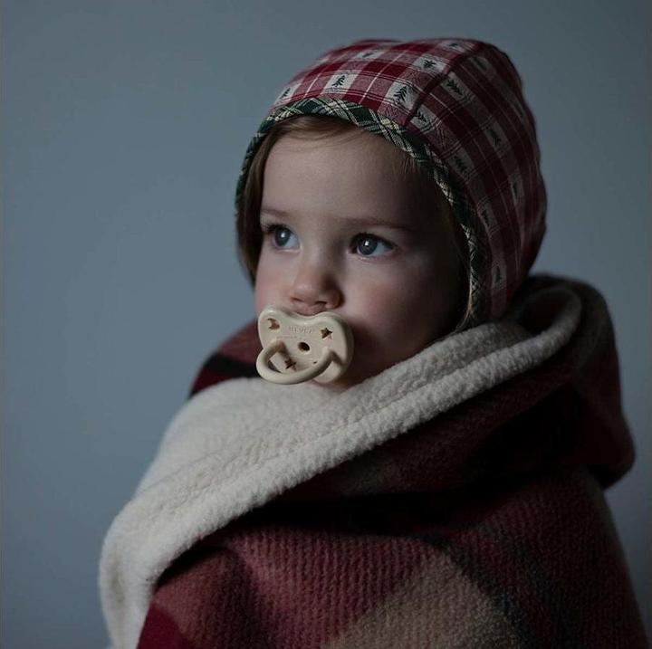 Actual product image Hevea Natural rubber soother, Sandy Nude, orthodontic (1 x, 3 - 36 M.)