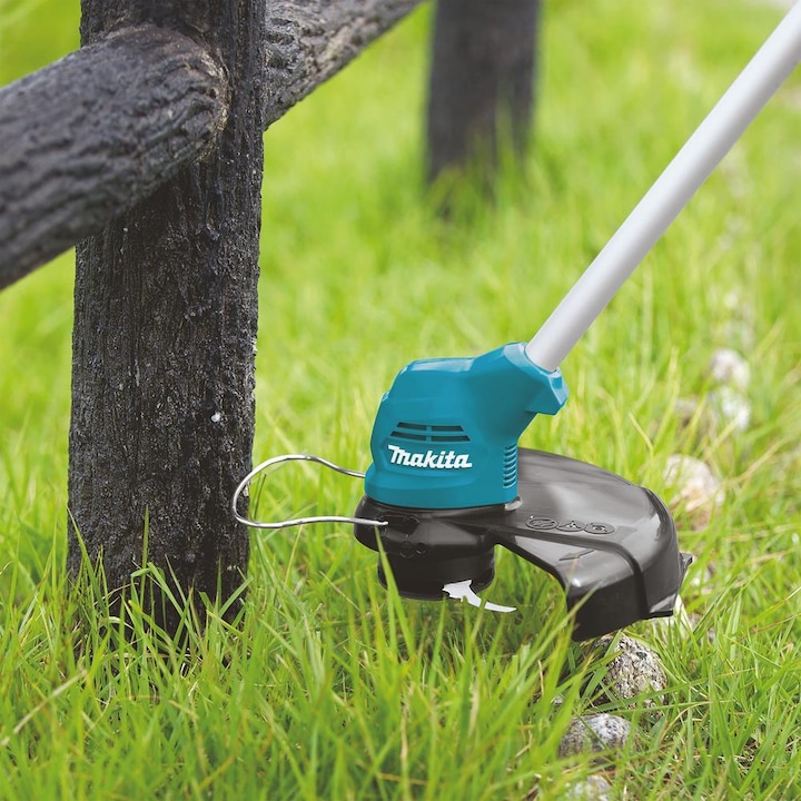 Actual product image Makita UR100DSME LI 10.8V 2x 4.0Ah Battery Lawn Trimmer (Trim line)
