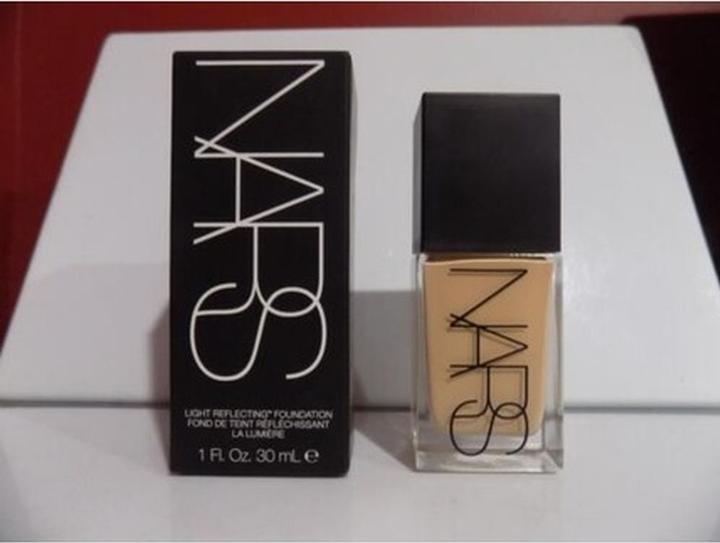 Actual product image NARS Cosmetics Nars Light Reflecting Foundation Light 3.25 Lima (Light 3.25 Lima)