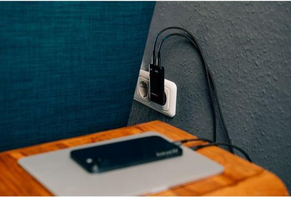 Productafbeelding Verbatim GaN III Fold 'n' Go Charger 2 Port 65W USB-C black (65 W)