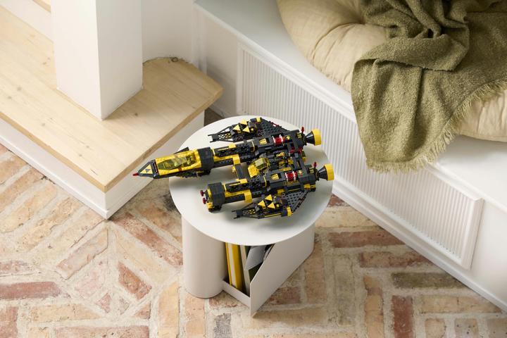 Actual product image LEGO Blacktron Renegade (10355, LEGO Icons, LEGO Rare sets)