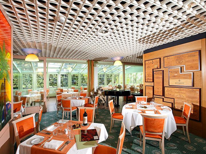 Actual product image Smartbox Dinner in Lugano (2 Persons)