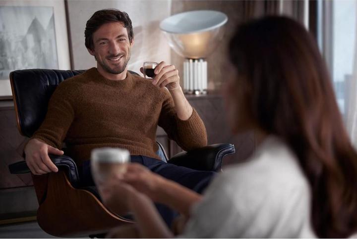 Actual product image Saeco GranAroma silver / fully automatic coffee machine / 1500 W / 15 bar / 1.8 litre / 300 g container