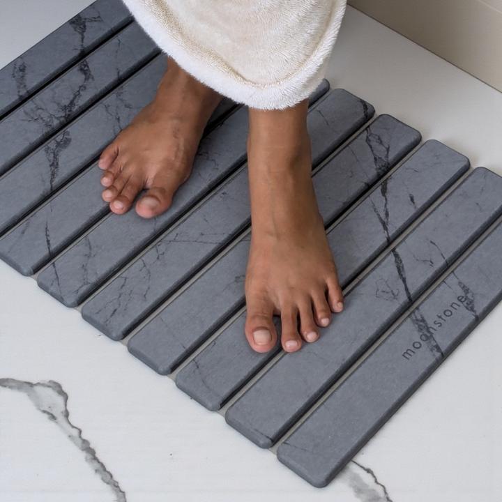 Produktbild Moonstone Badematte Melipa aschegrau aus Kieselgur (60 x 36 cm)