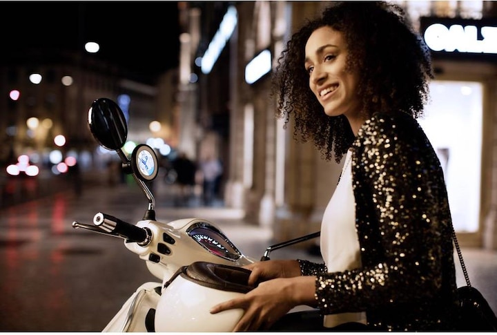 Actual product image TomTom Vio (2.40")