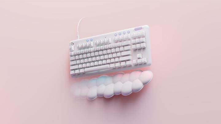 Actual product image Logitech G713 TKL Wired gaming keyboard (Eng. Int., Cable)