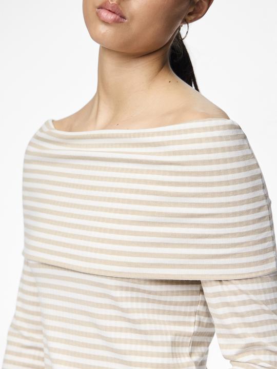 Actual product image Pieces PCLAYA Off Shoulder Top (S)