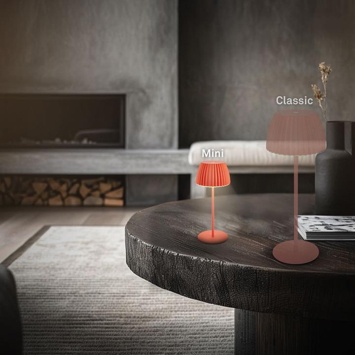 Produktbild Briloner Brilo unplugged RIFFLE Akku Mini Tischleuchte mit Lichtkante - Orange (150 lm)