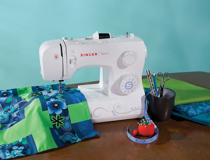 Actual product image Singer Simple 3223