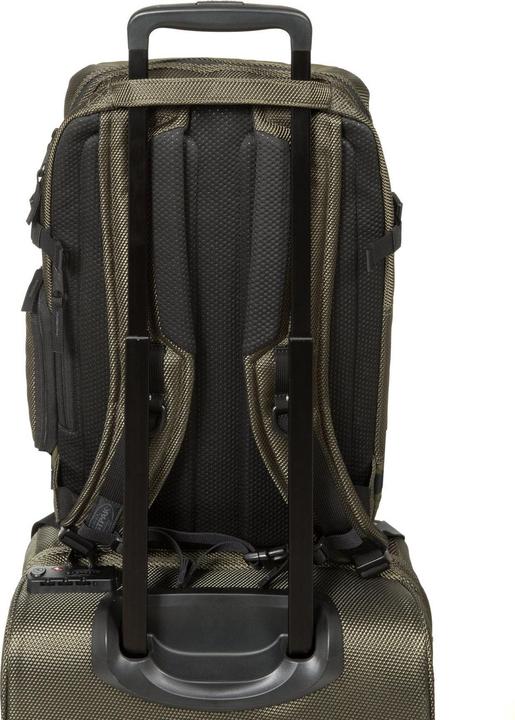 Actual product image Eastpak TecumCNNCT Top Khaki (19 l)