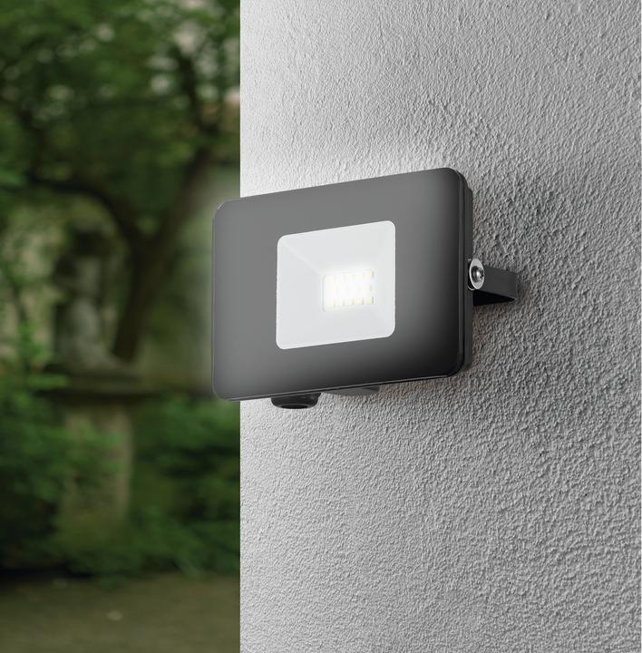 Actual product image EGLO LED spotlight black 5000K 30W IP65 97457 (3400 lm, IP65)