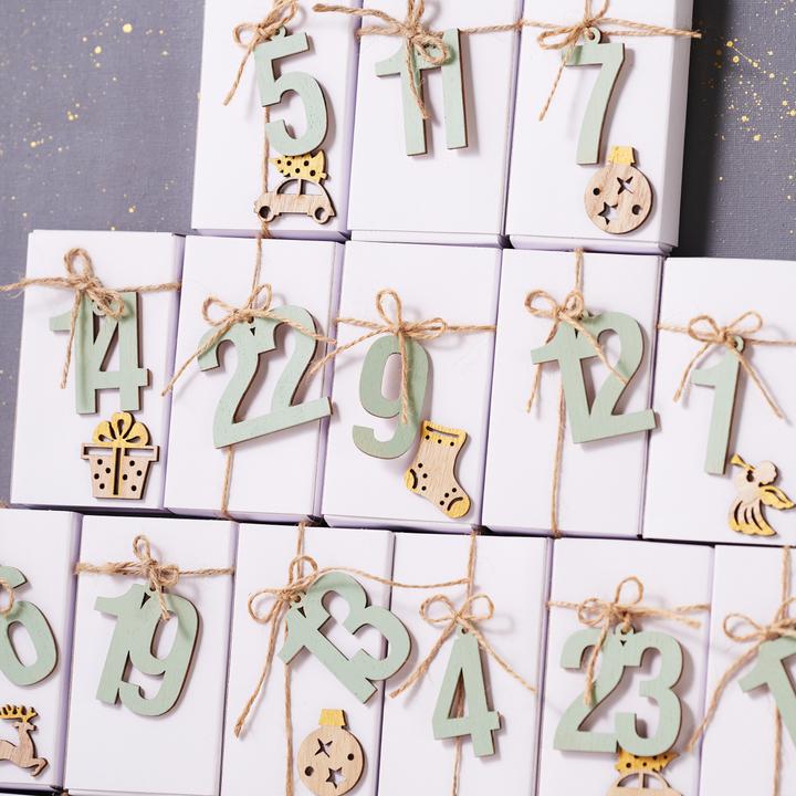 Produktbild VBS Adventszahlen "Anhänger" mit Kordel, 24 Stück