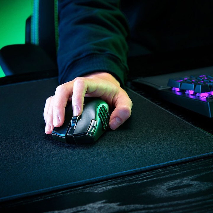 Actual product image Razer Naga V2 HyperSpeed for gaming, 2.4 GHz, Bluetooth, Wireless, Black (Wireless)