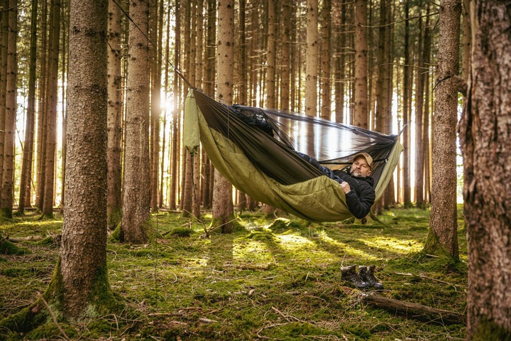Actual product image Amazonas Mosquito Traveller Quilted XXL Hammock - Green (AZ-1030245) (200 kg)
