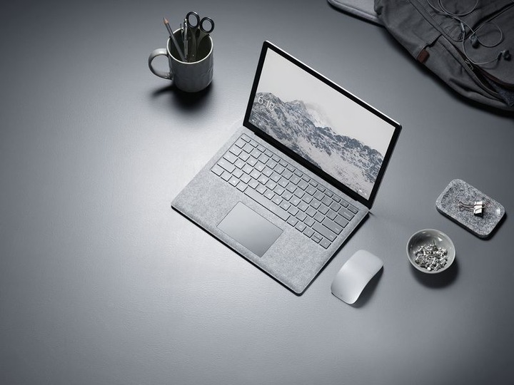 Produktbild Microsoft Surface Laptop (13.50", Intel Core i5-7200U, 8 GB, 128 GB, CH)