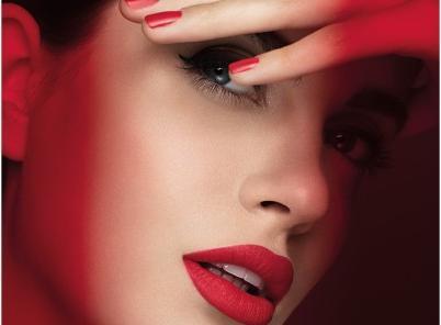 Immagine prodotto False PUPA T-M I'M UNIQUE Smalto Eff Matt 001 (Rosso peperoncino irresistibile, Smalto per unghie effetto gel)