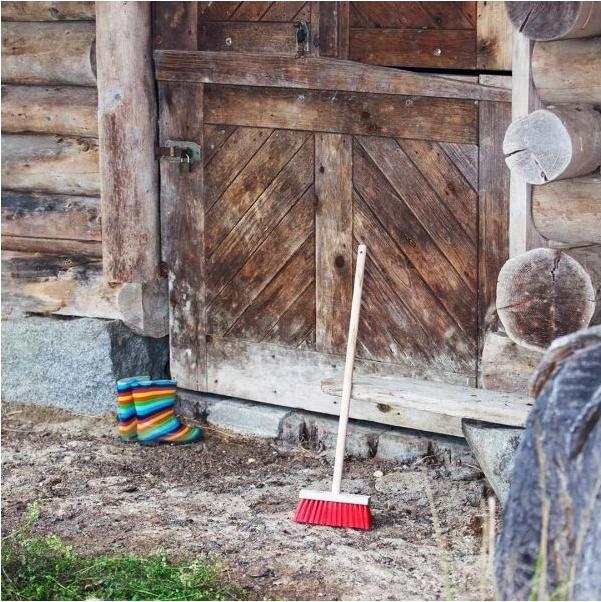 Actual product image Theo Klein Street broom