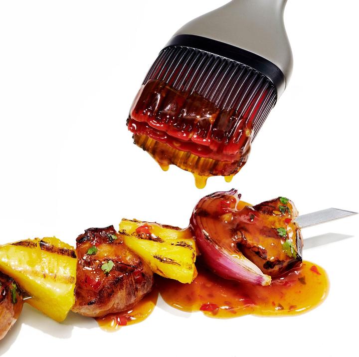 Actual product image OXO Good Grips Barbecue Brush