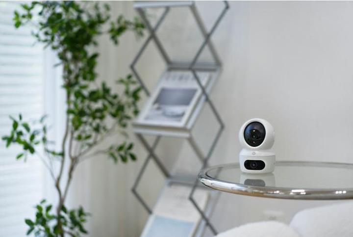 Actual product image EZVIZ H7c Dual (2560 x 1440 Pixels)