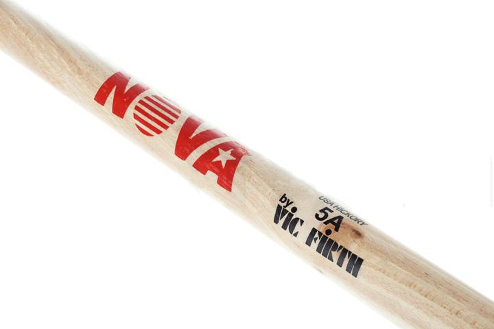 Immagine prodotto Vic Firth Nova No5a Bacchette 5A (Batteria)