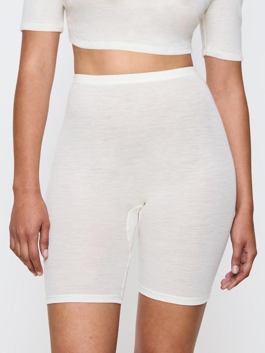 Actual product image Triumph Pyjamashorts Beauty Layers (M)