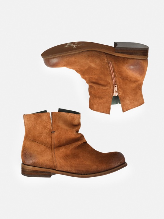 Produktbild Felmini WIDE FIT ODERG W104 Niedrige Stiefelette aus Veloursleder mit Innenreissverschluss. Diese Sti (39)