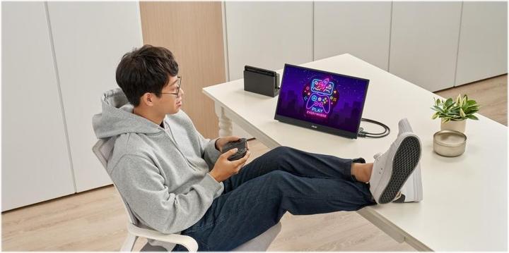 Image du produit ASUS ZenScreen MB17AHG (1920 x 1080 pixels, 17.30")