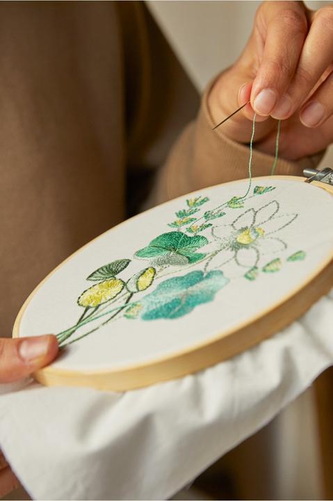 Actual product image DMC Stickset Mindful Making Duo Water Plants, Ø 15.7 cm