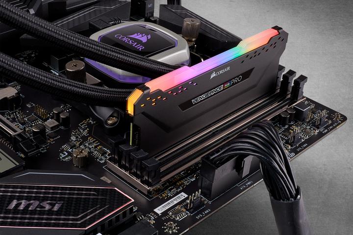 Produktbild Corsair DDR4, 3200MHz 8GB 1x8GB Dimm, Unbuffered, 16-20-20-38, XMP 2.0, VENGEANCE RGB PRO Black Heatspreader (1 x 8GB, 3200 MHz, DDR4-RAM, DIMM)