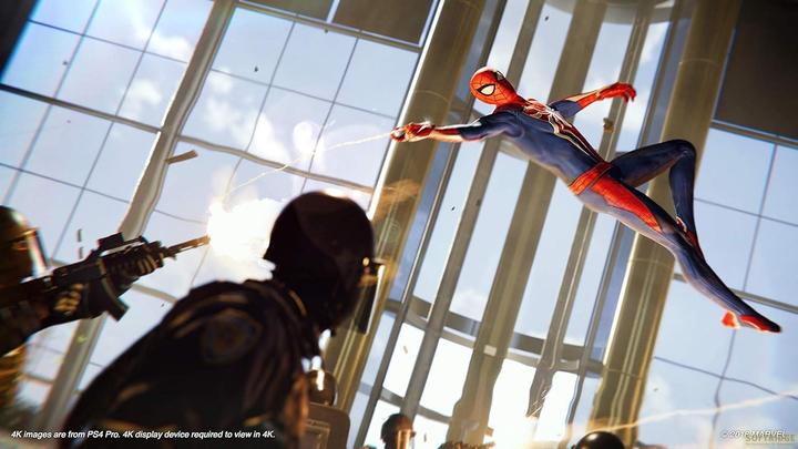 Immagine prodotto Sony Marvel's Spider-Man: Game of the Year Edition (PS4, IT)