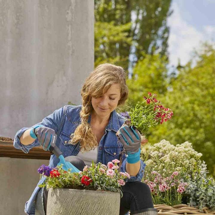 Actual product image Gardena Garden and care glove (S)