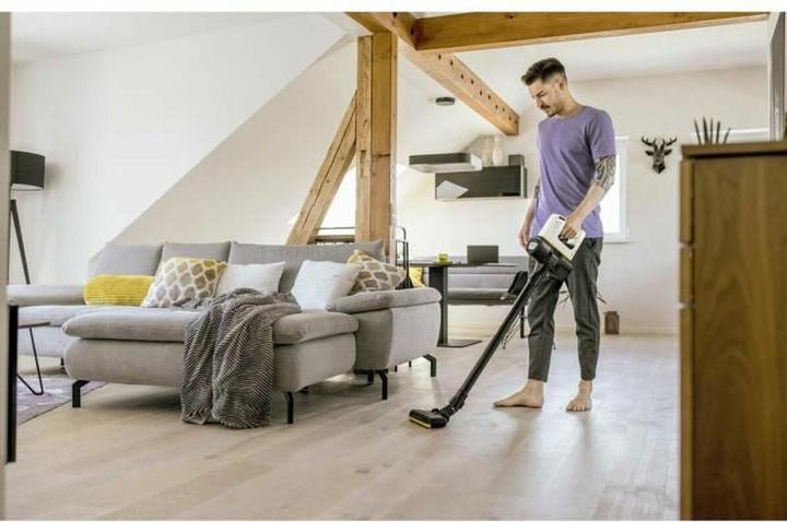 Image du produit Kärcher Aspirateur vertical sans sac Krcher VC 4