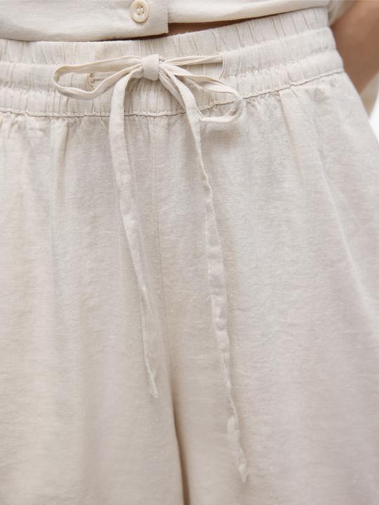 Actual product image Vero Moda Vmlinn Shorts Wvn Noos (L)