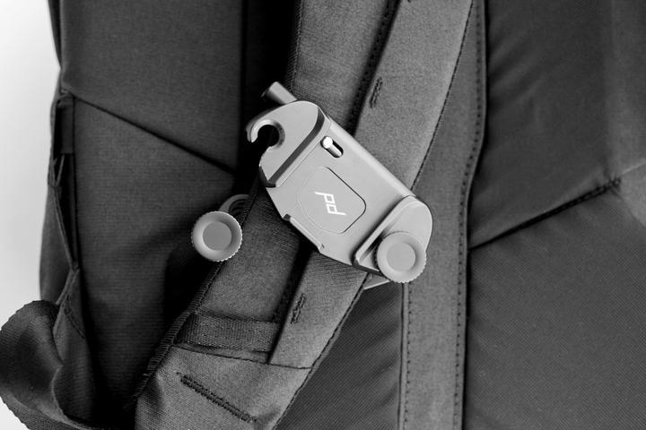 Actual product image Peak Design Everyday Backpack 20L (Camera backpack, 20 l)
