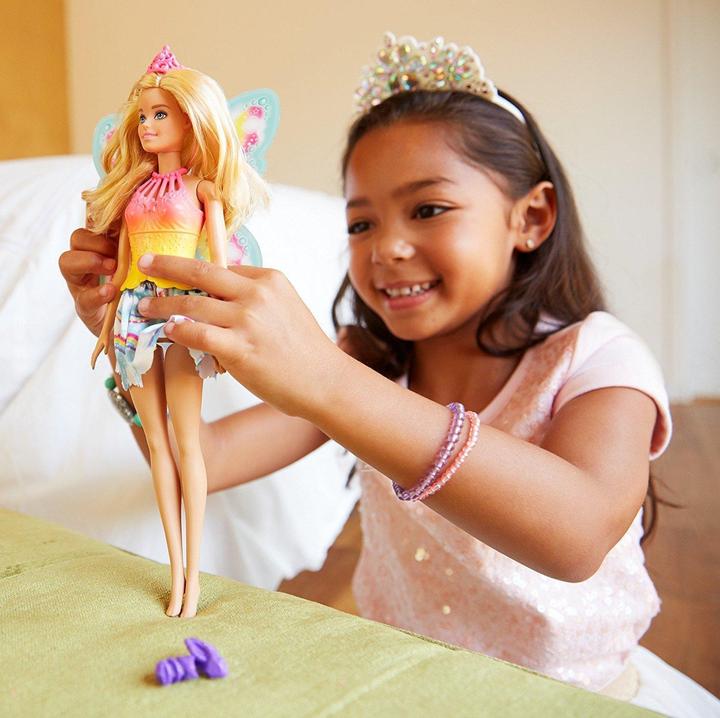 Produktbild Barbie Dreamtopia Regenbogen-Königreich 3-in-1 Fantasie Puppe Geschenkset
