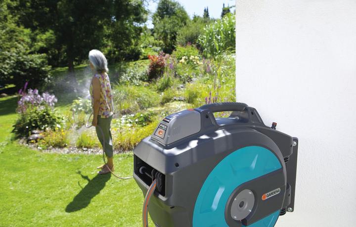 Produktbild Gardena Wand-Schlauchbox 35 roll-up automatic Li (35 m)