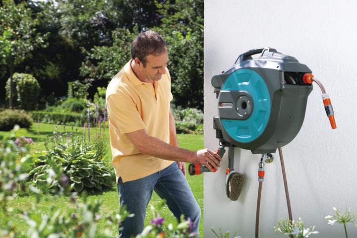 Produktbild Gardena Wand-Schlauchbox 35 roll-up automatic Li (35 m)