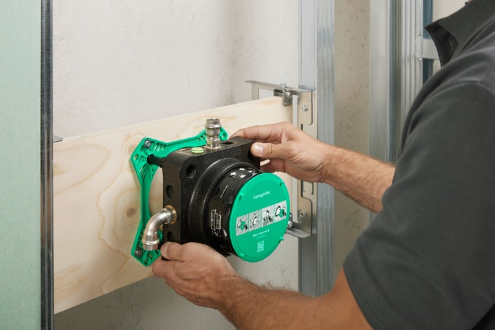 Produktbild Magni hansgrohe Grundkörper iBox universal 2 Rp 1/2, DN 15