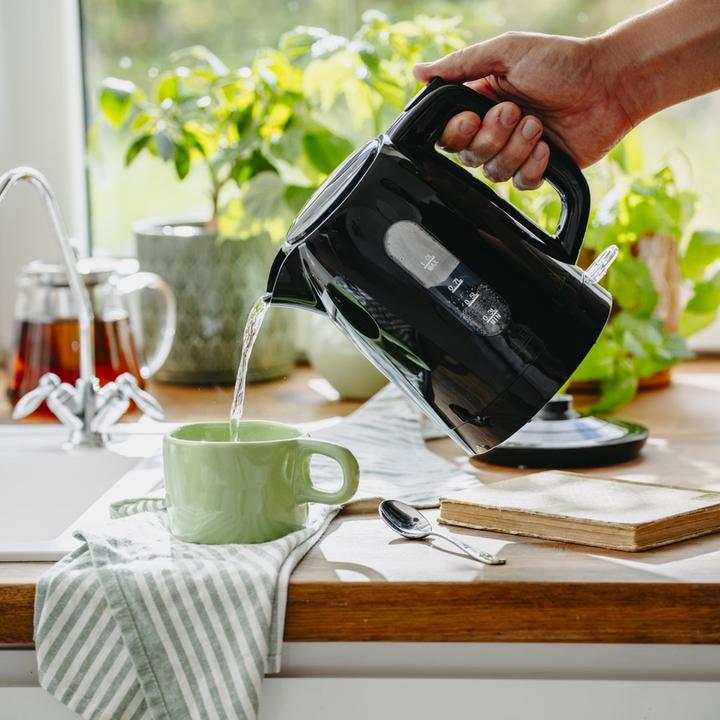 Produktbild Adler Elektrischer Wasserkocher AD 1380B schwarz (1 l)