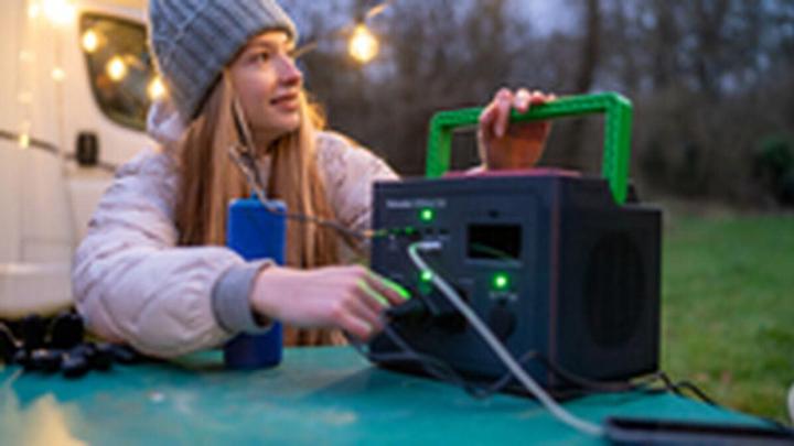 Actual product image APC Schneider OffGrid Portable Power Station 500 517Wh Lithium-ion 2 Schuko Sinewave (517 Wh, 5.50 kg)
