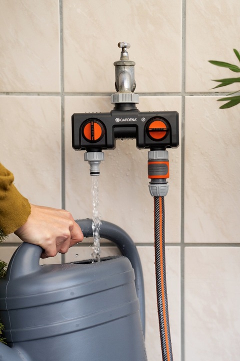 Actual product image Gardena 2-Wege-Verteiler (2 way distributor, 101.60 mm)